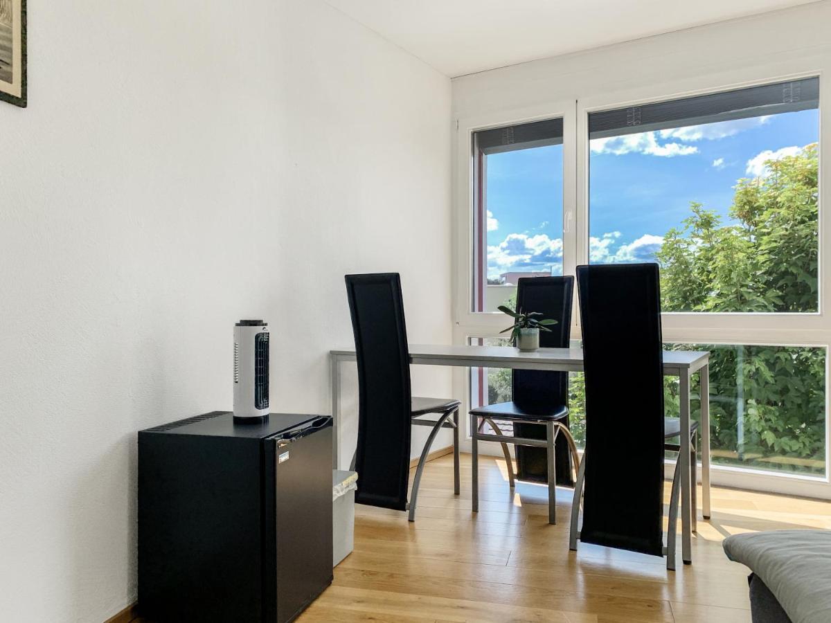 Hinwil Haus Zur Lilie酒店 外观 照片